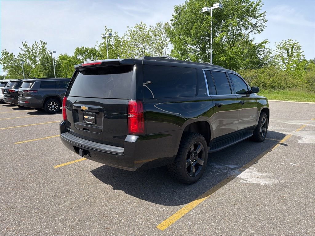 Used 2019 Chevrolet Suburban LT AWD/4WD image 8