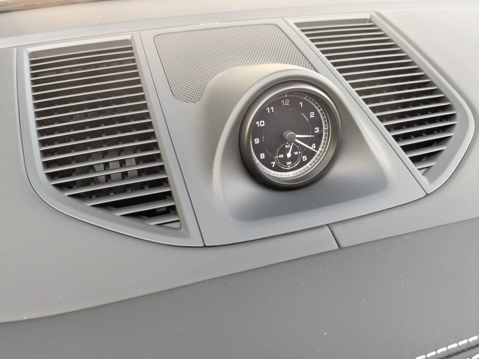 New 2026 Porsche Macan S image 22