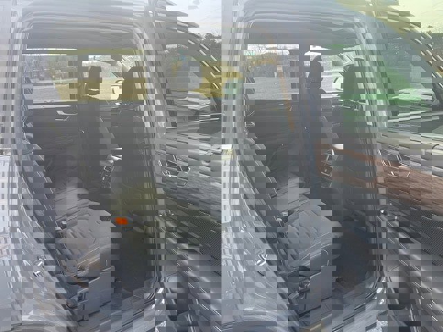 New 2026 Volkswagen Atlas SEL image 9