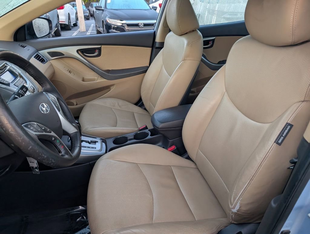 Used 2011 Hyundai Elantra Limited image 10
