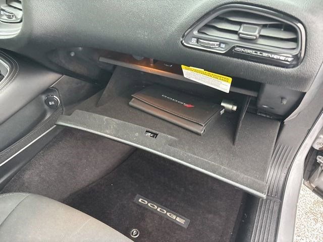 Used 2016 Dodge Challenger SXT w/ Super Sport Group (SS/T) image 35