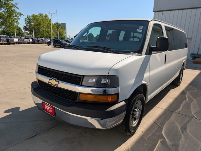 Used 2016 Chevrolet Express 3500 LT w/ LT Preferred Equipment Group RWD image 32