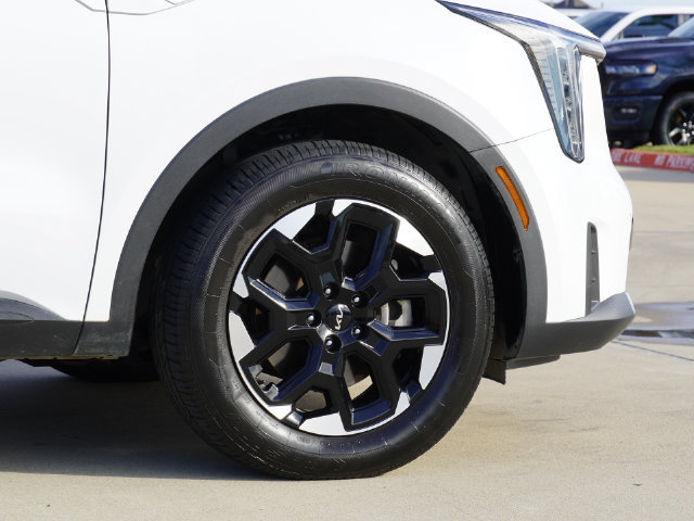 Used 2024 Kia Sorento S FWD image 4
