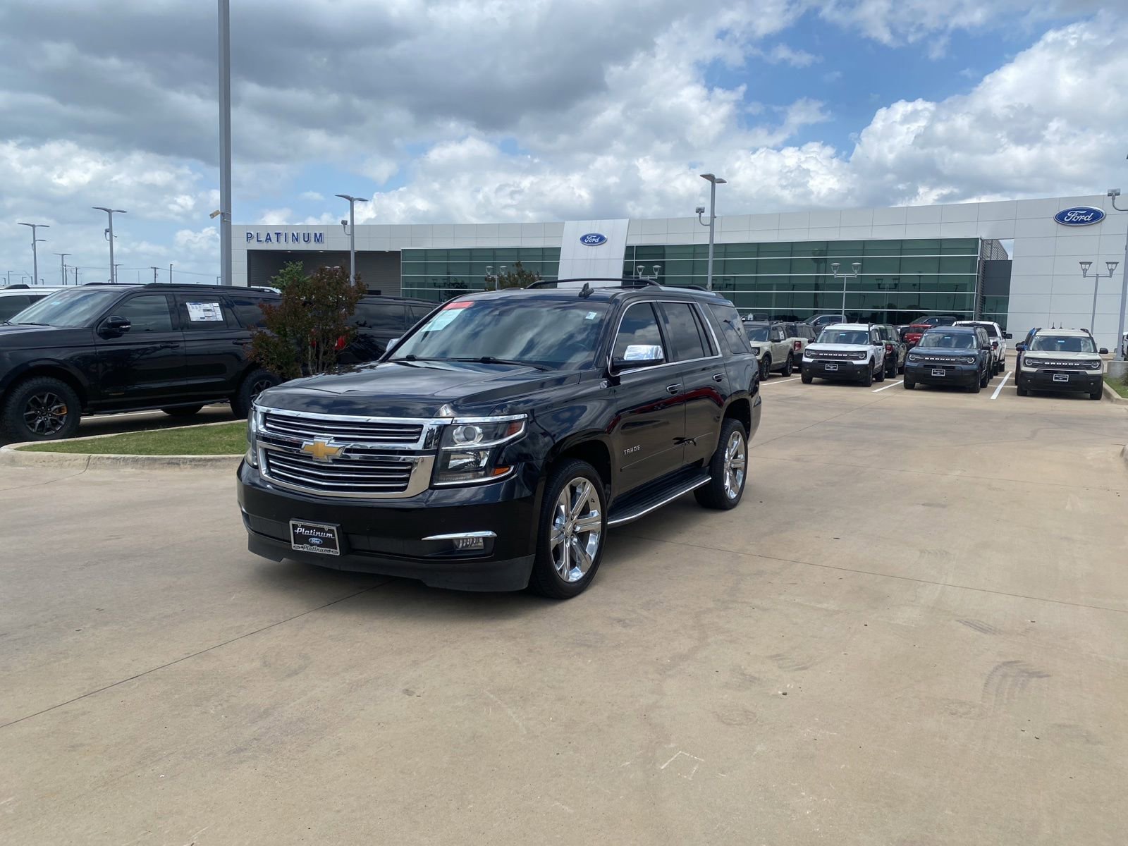 Used 2018 Chevrolet Tahoe Premier RWD image 10