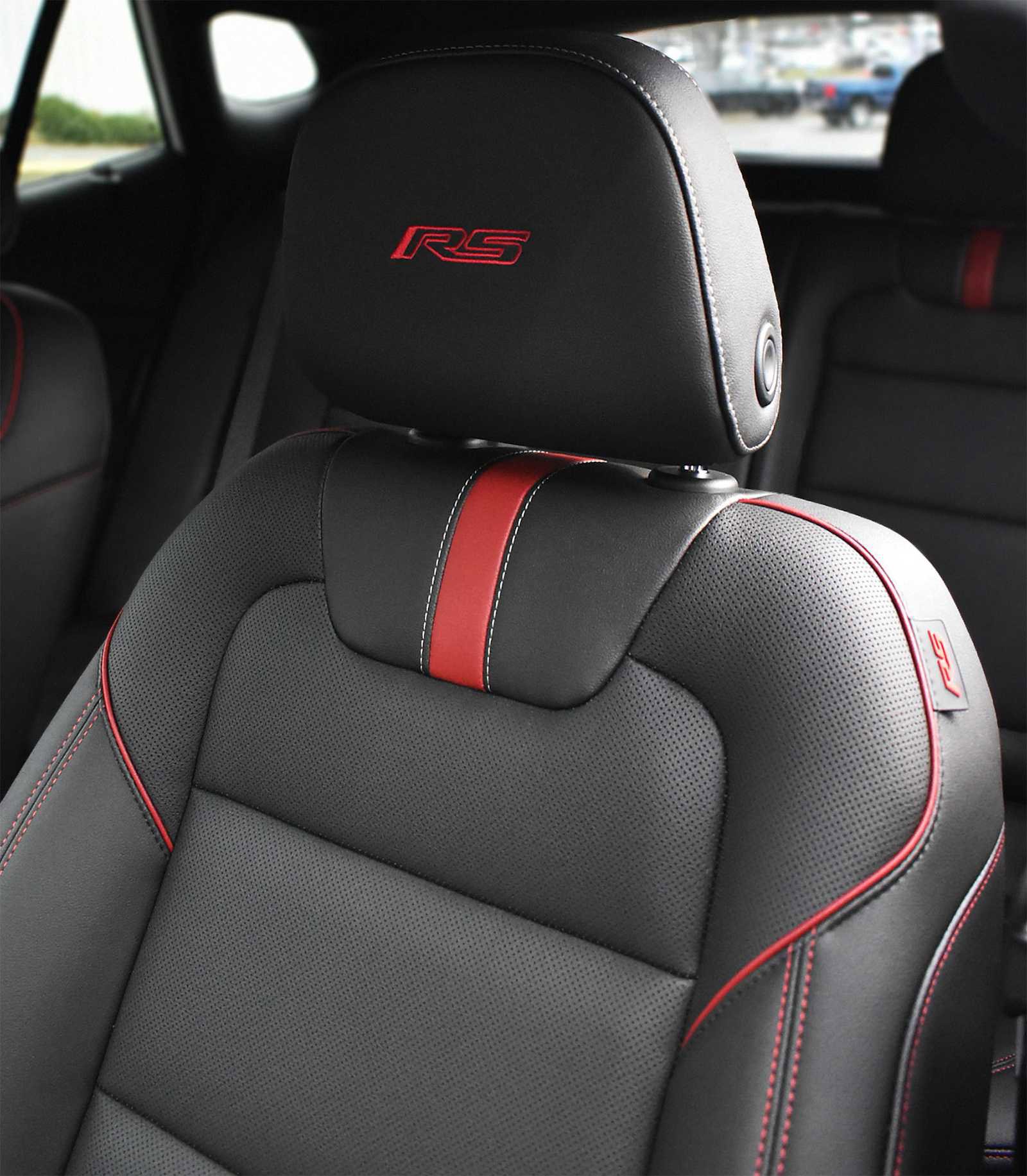 New 2026 Chevrolet Trax RS w/ Sunroof Package image 10