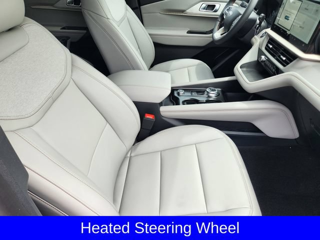 New 2026 Ford Explorer Active w/ Active Comfort Package RWD image 14