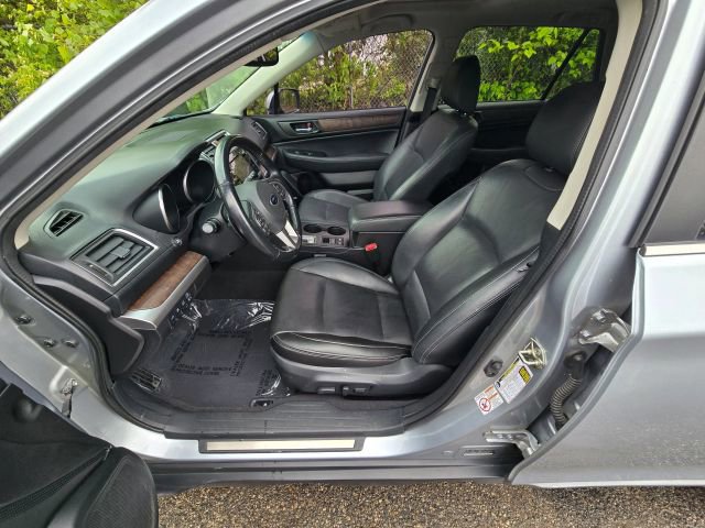 Used 2016 Subaru Outback 2.5i Limited AWD/4WD image 9