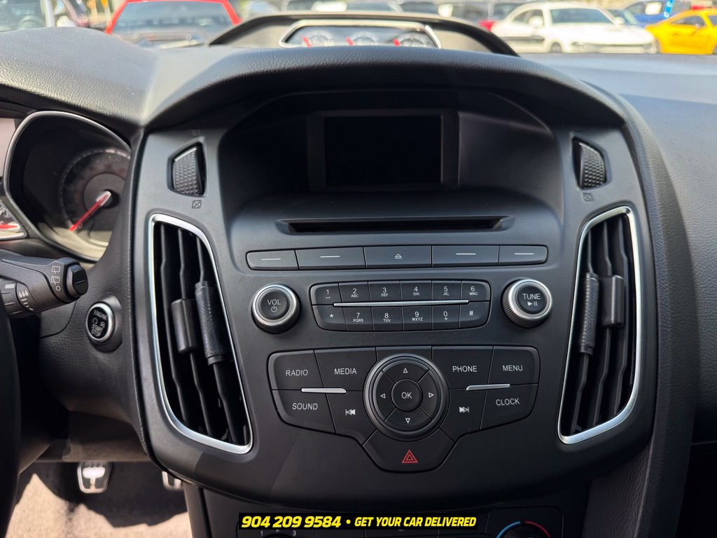 Used 2017 Ford Focus ST FWD image 10