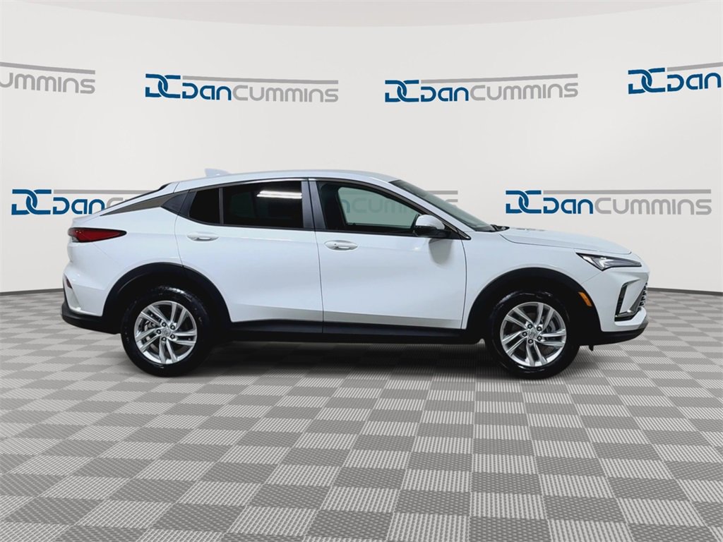 New 2026 Buick Envista Preferred w/ Convenience I Package image 2