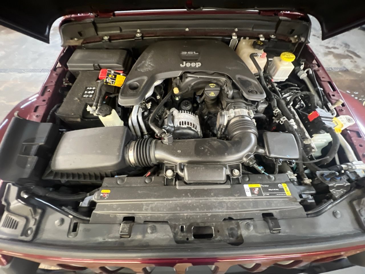 Used 2021 Jeep Gladiator Overland AWD/4WD image 9