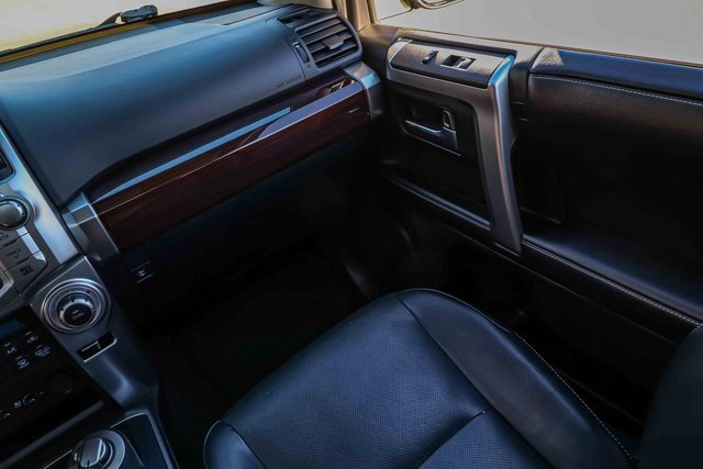 Used 2018 Toyota 4Runner Limited image 18