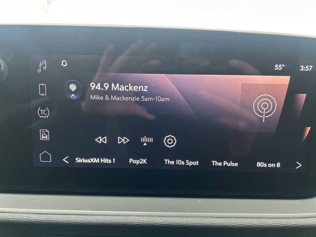 Certified 2025 Buick Envista Preferred image 27