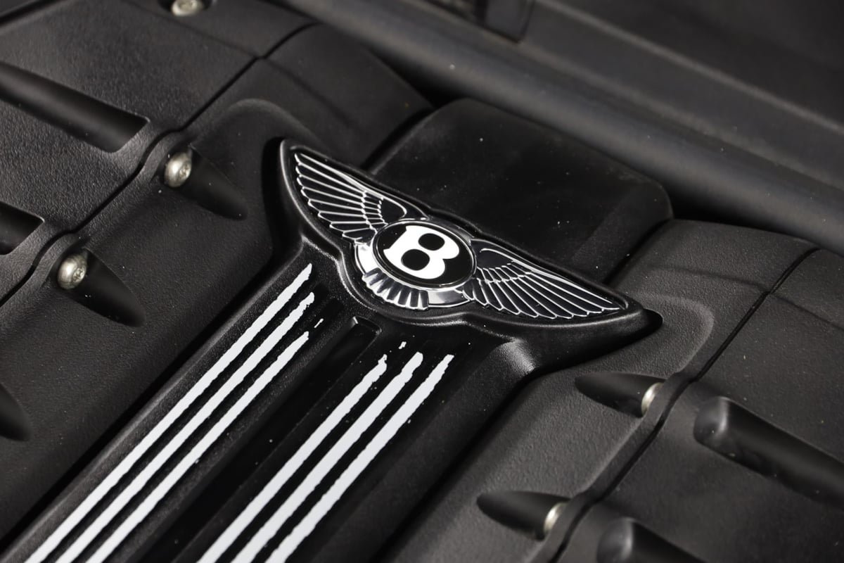 Used 2018 Bentley Bentayga AWD/4WD image 29