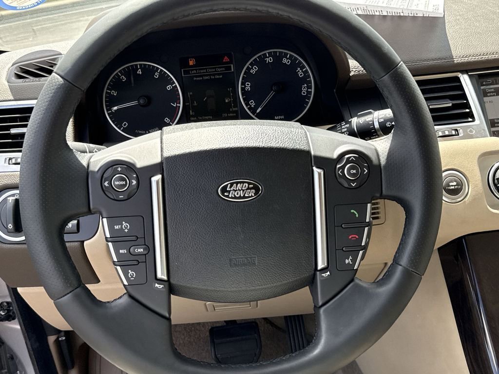 Used 2013 Land Rover Range Rover Sport HSE image 11