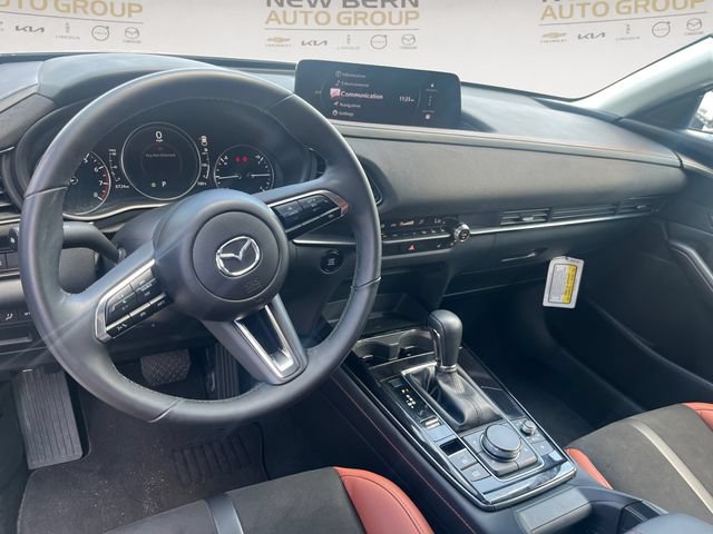 Used 2025 MAZDA CX-30 Carbon AWD/4WD image 10