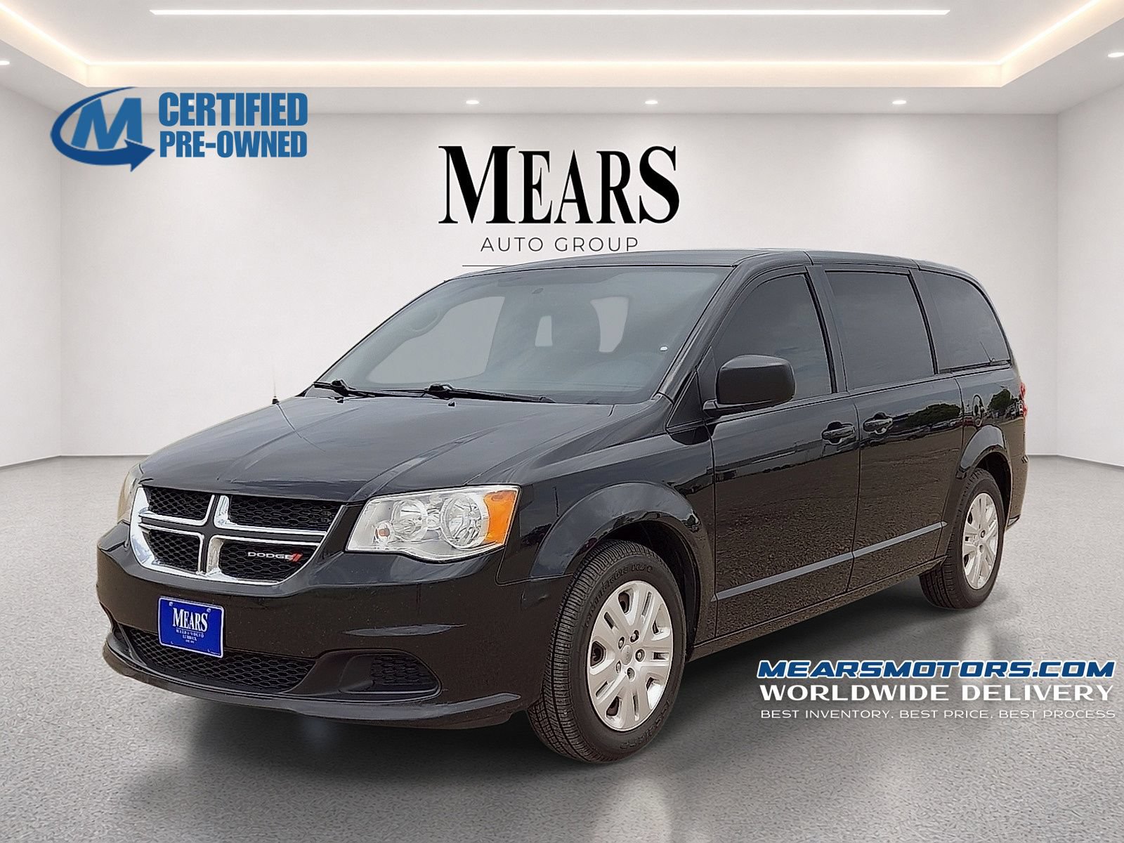 Used 2018 Dodge Grand Caravan SE w/ UConnect Hands-Free Group FWD image 1