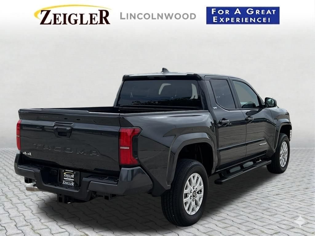 Used 2025 Toyota Tacoma SR5 AWD/4WD image 6