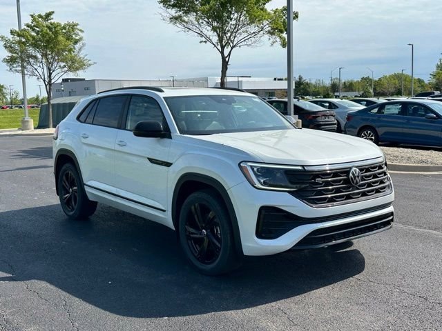 New 2026 Volkswagen Atlas Cross Sport SEL R-Line AWD/4WD image 3