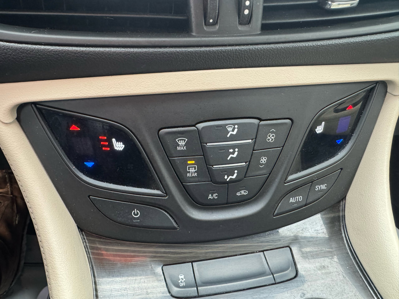 Used 2019 Buick Envision Preferred image 23