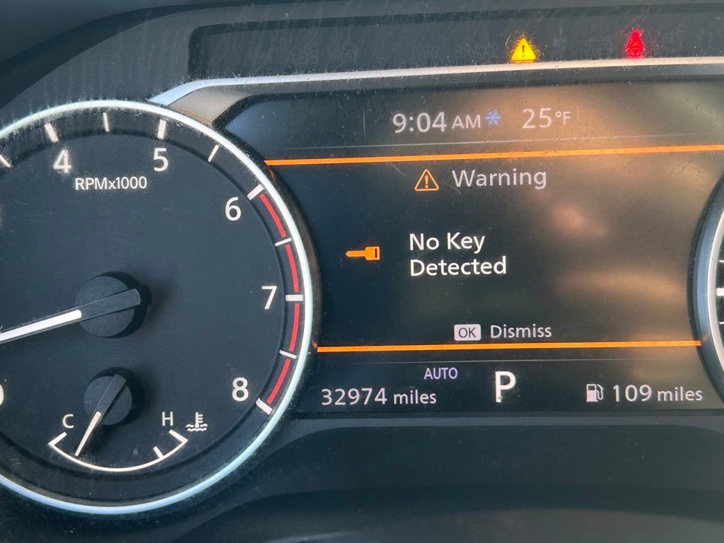 Used 2022 Nissan Rogue SV image 17