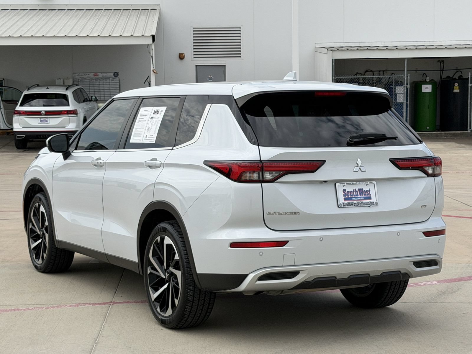 Used 2023 Mitsubishi Outlander SE FWD image 7