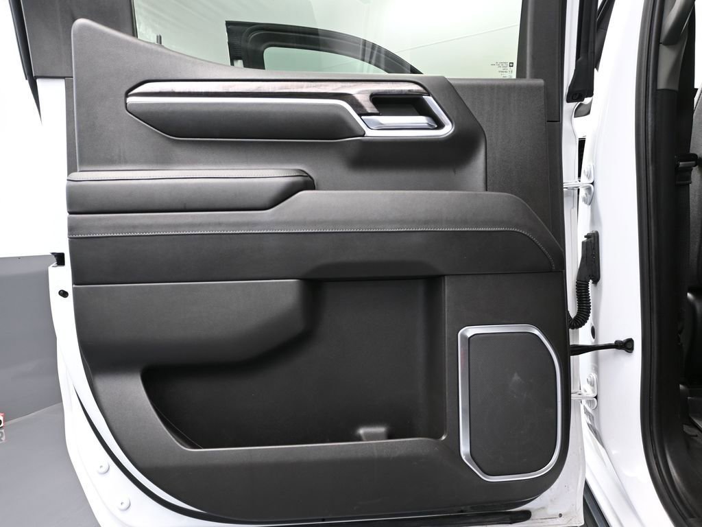 Used 2023 Chevrolet Silverado 1500 LTZ image 42