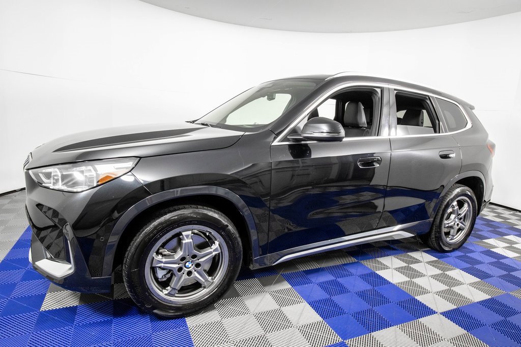 Used 2025 BMW X1 xDrive28i image 1
