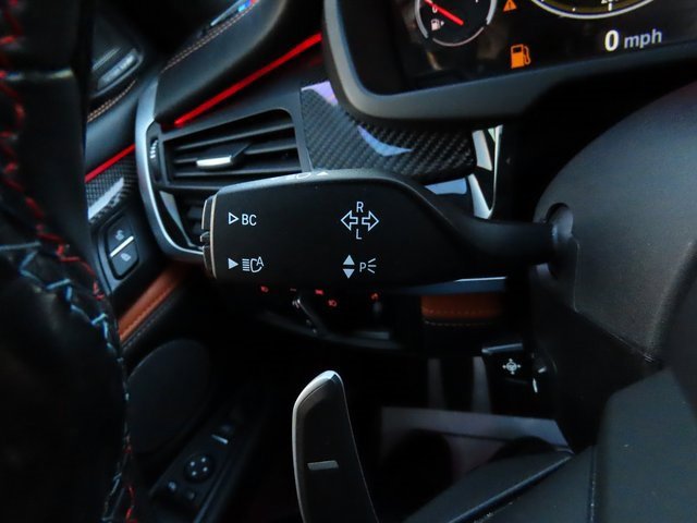 Used 2016 BMW X5 M image 36