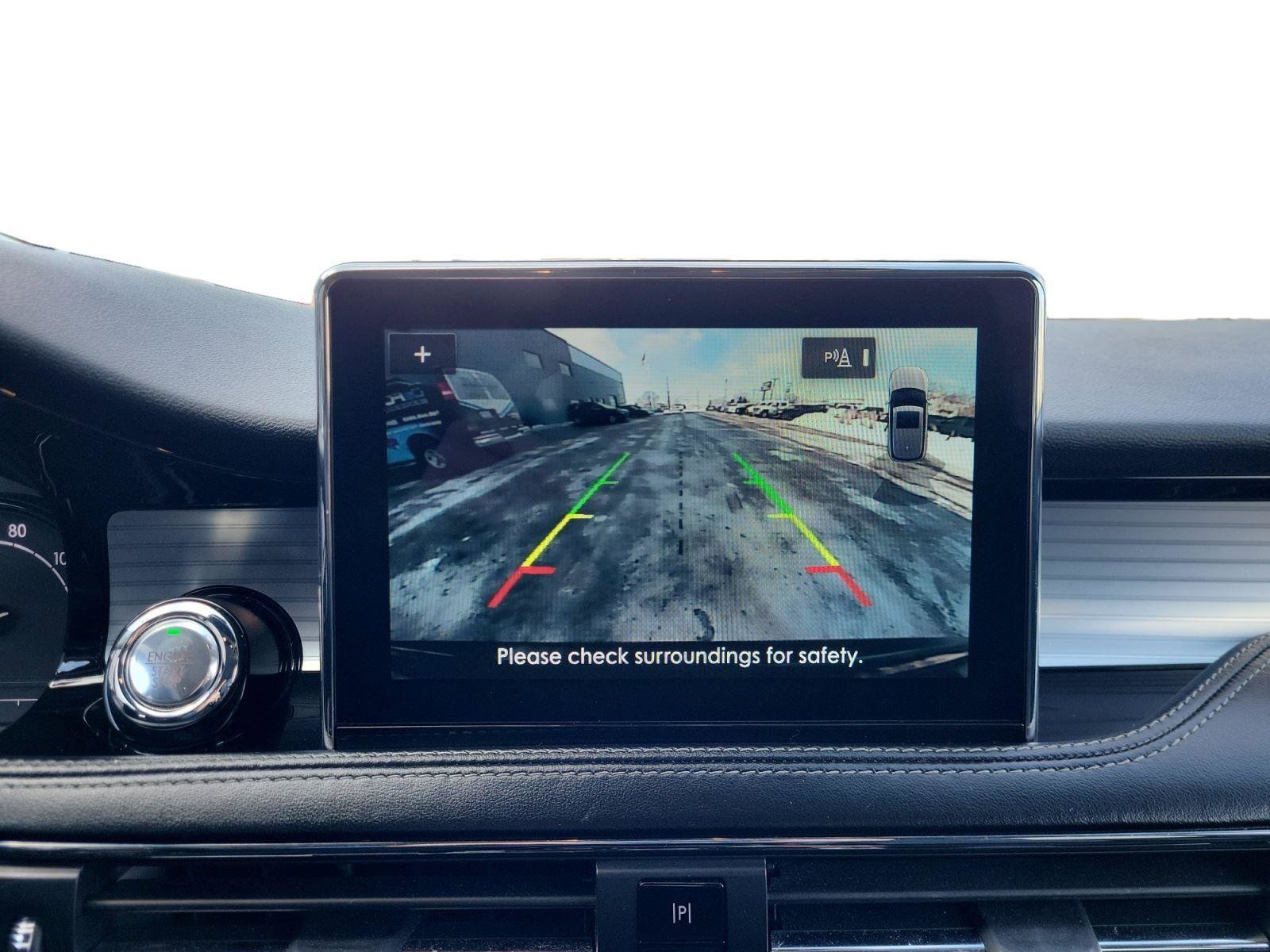 Used 2022 Lincoln Corsair Standard w/ Equipment Group 101A image 17