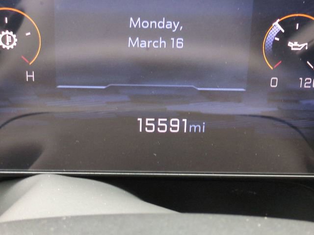 Used 2025 Chevrolet Tahoe High Country image 34