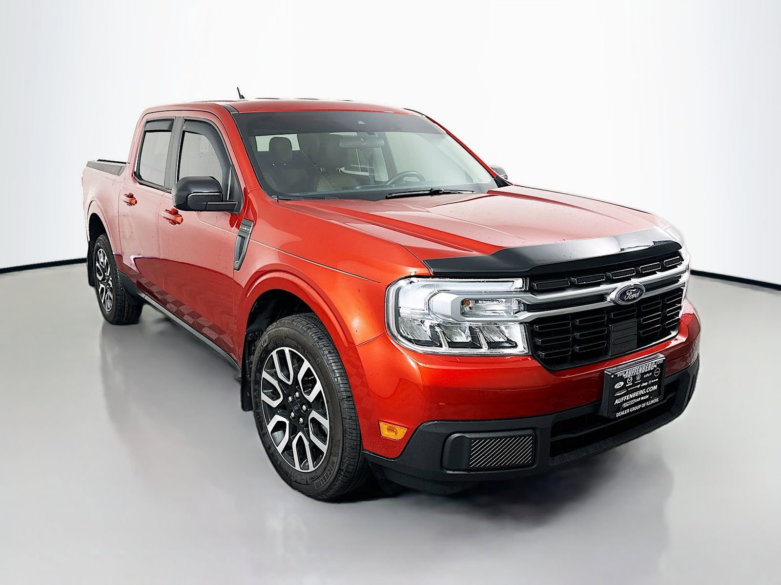 Used 2024 Ford Maverick Lariat FWD image 1