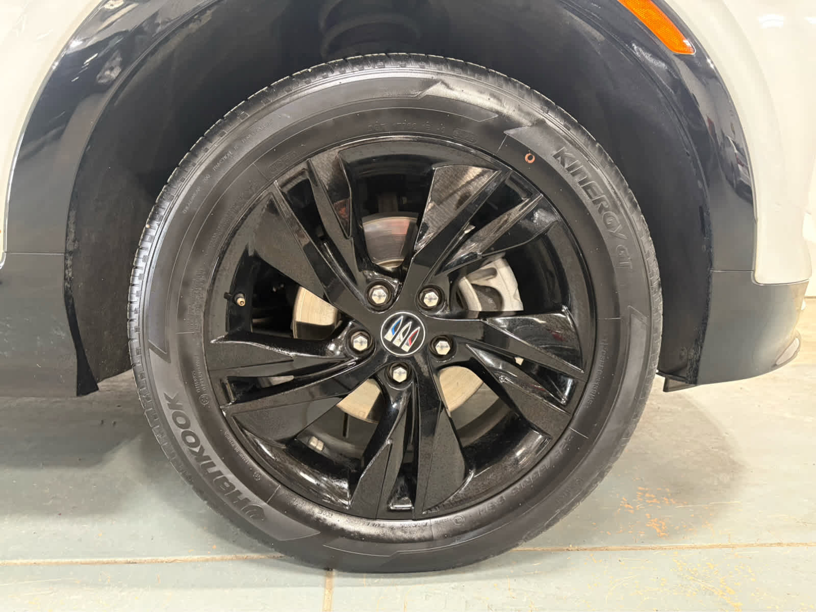 Certified 2024 Buick Encore GX Sport Touring image 8