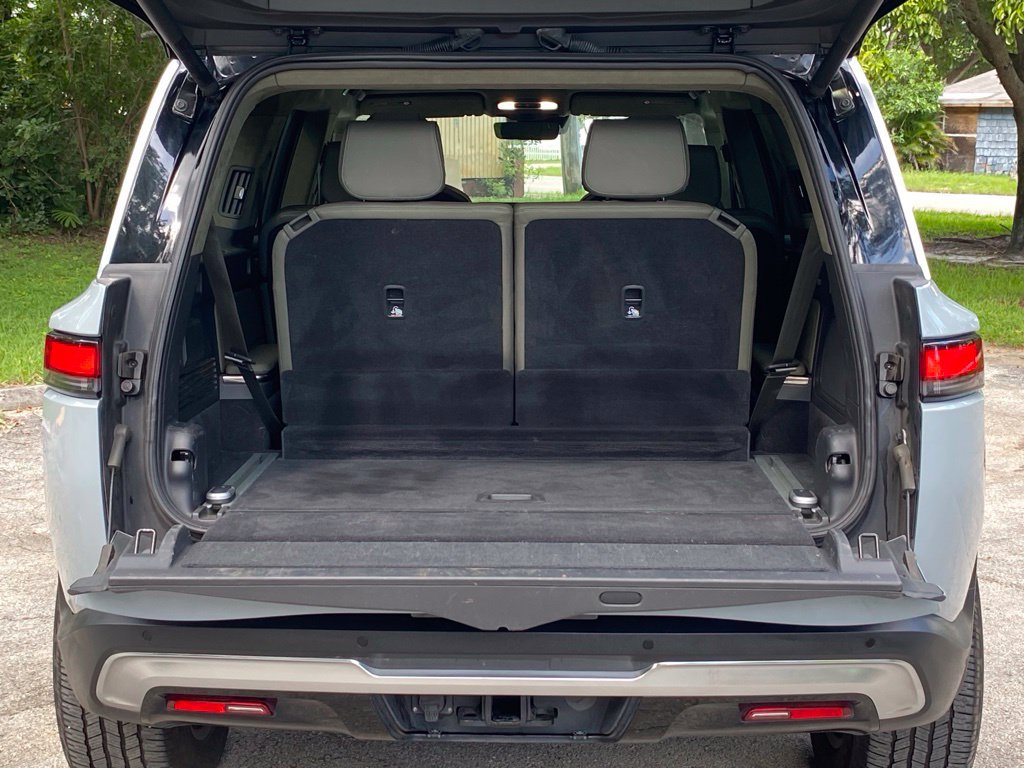 Used 2023 Rivian R1S Adventure Dual AWD/4WD image 11