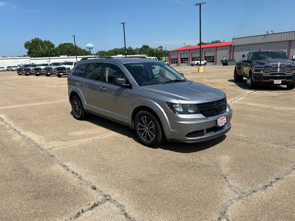 Used 2018 Dodge Journey SE w/ Blacktop Package FWD image 7
