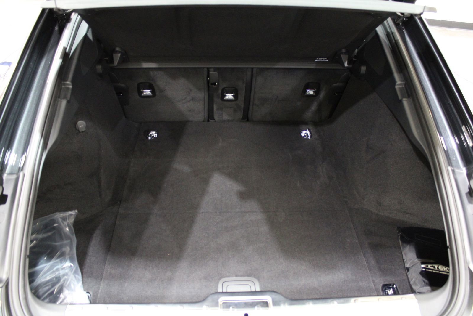 Used 2023 Porsche Panamera Platinum Edition image 19