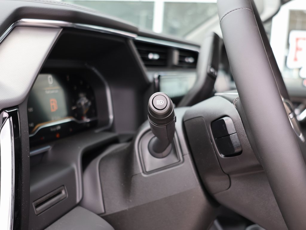 New 2025 GMC Sierra 2500 Denali w/ Denali Reserve Package image 13