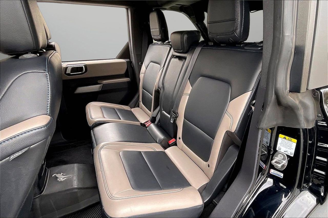 Used 2023 Ford Bronco Wildtrak image 22