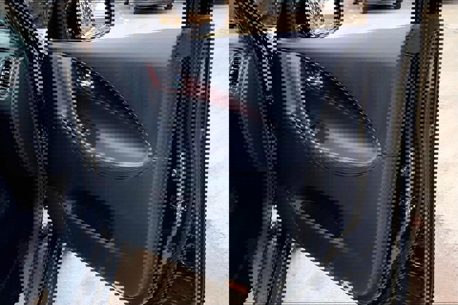 Used 2017 INFINITI QX50 w/ Premium Package image 23