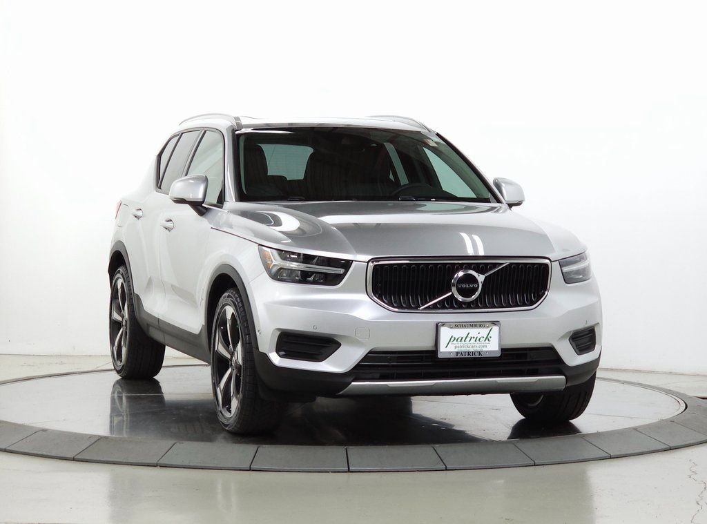Used 2019 Volvo XC40 T5 Momentum