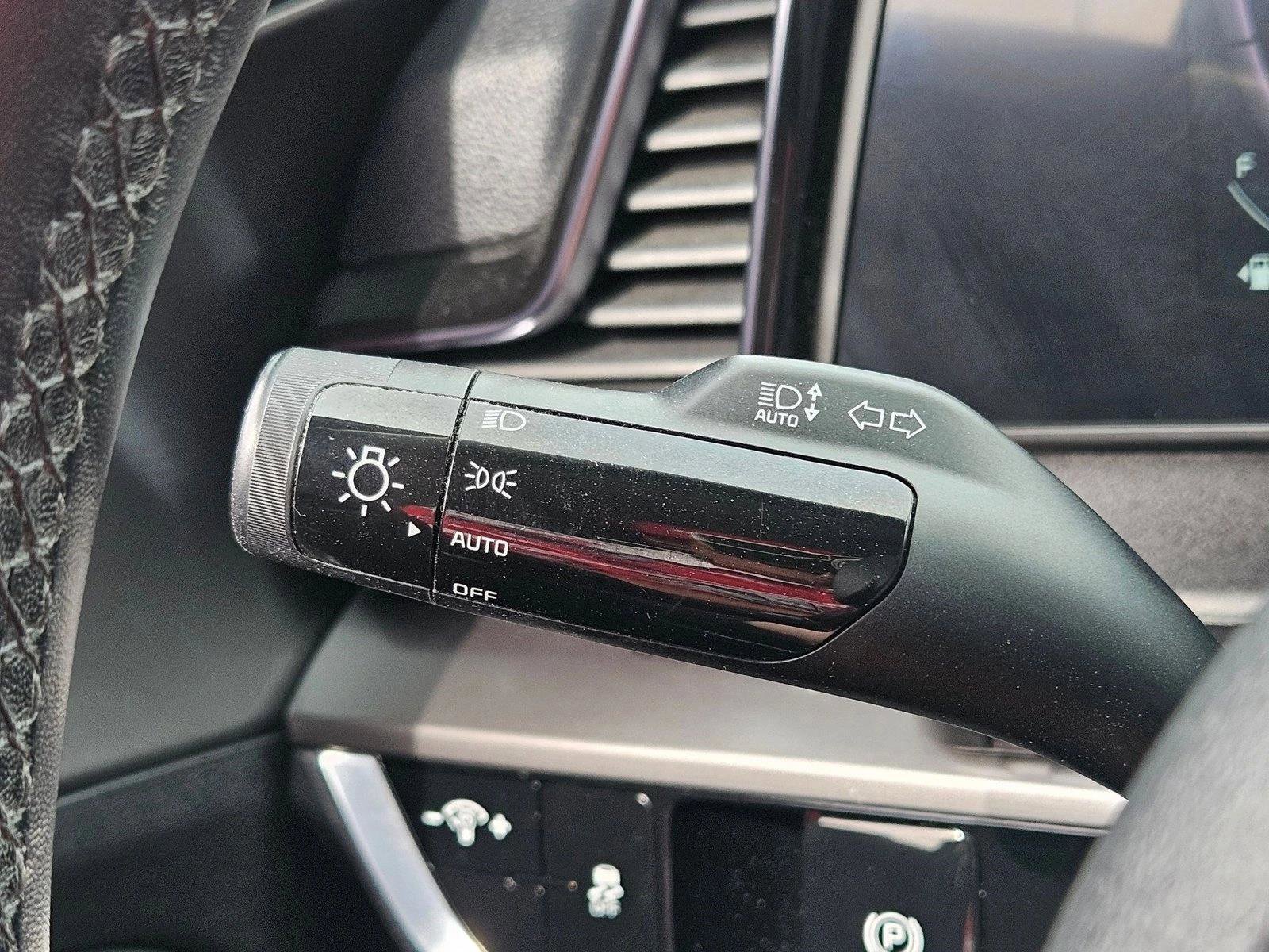Used 2023 Kia Sportage EX FWD image 15
