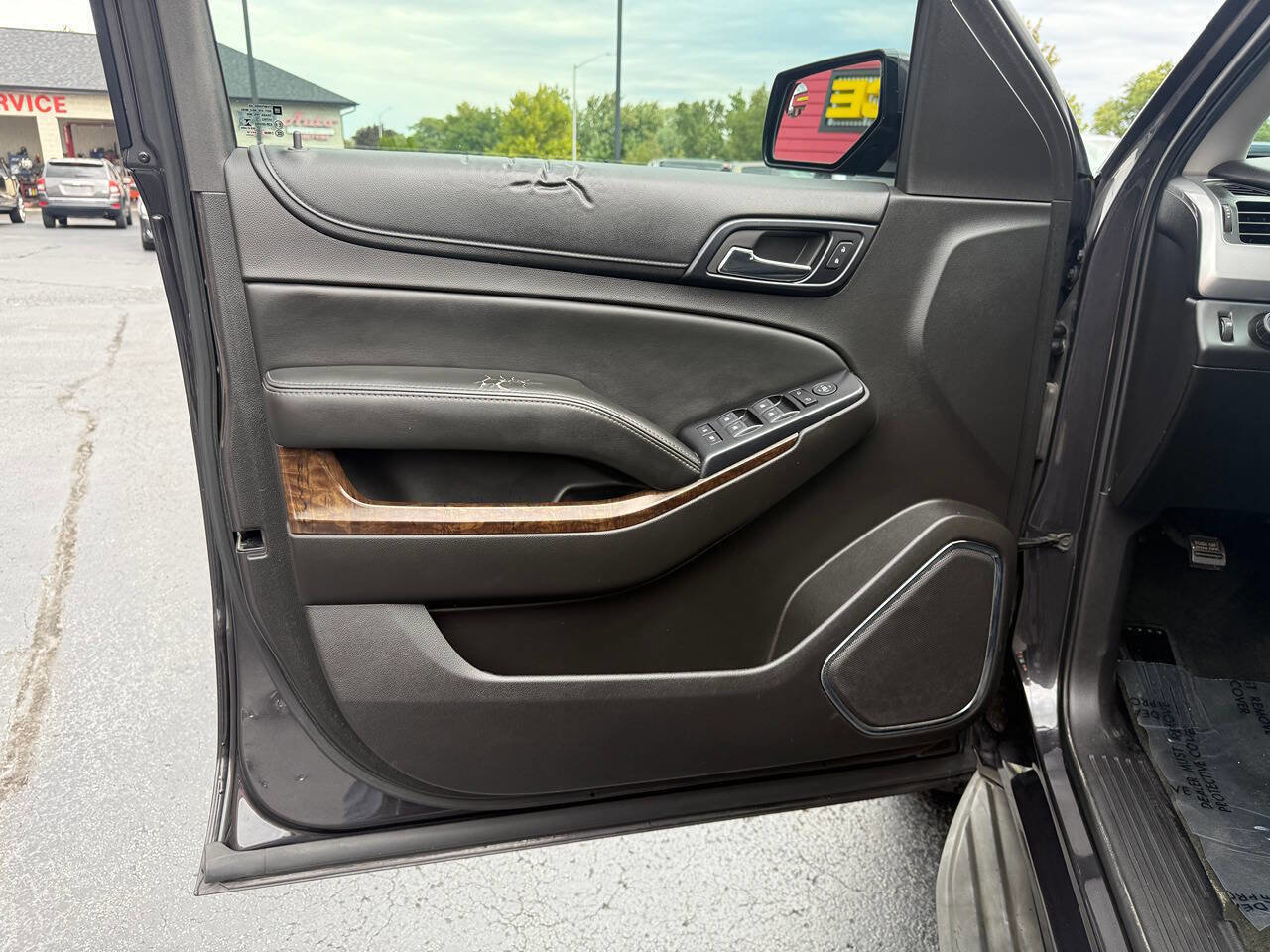 Used 2015 Chevrolet Tahoe LS image 20