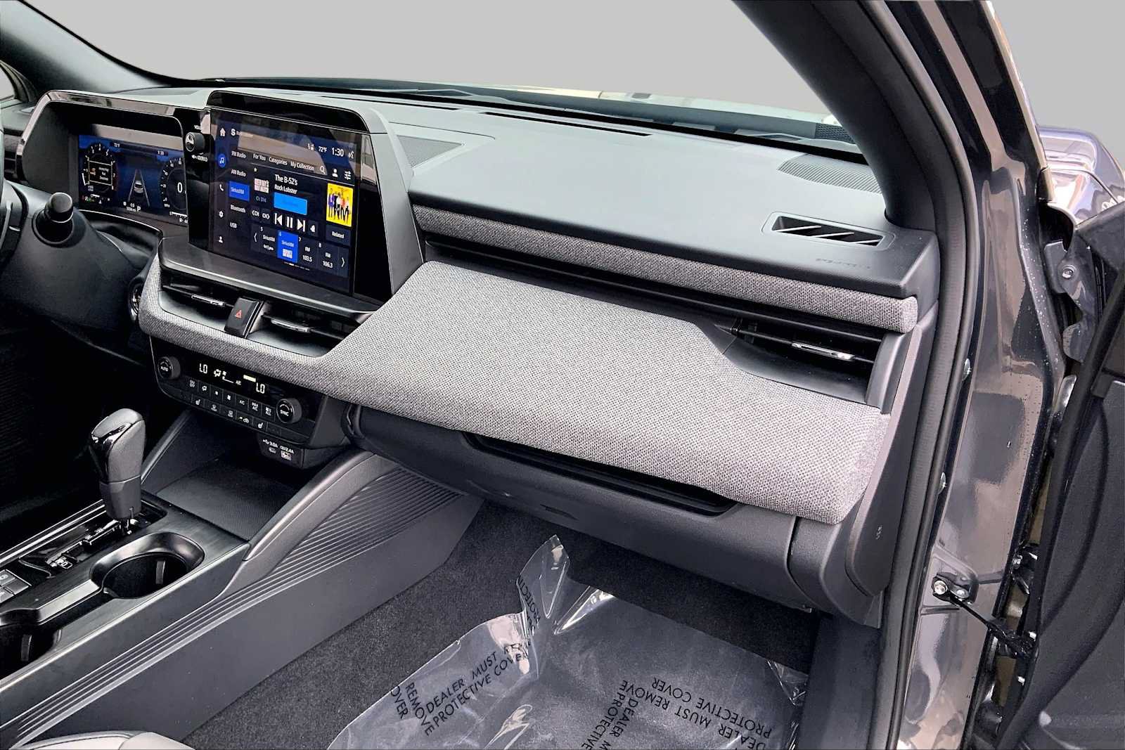 Certified 2026 Subaru Outback Premium AWD/4WD image 17