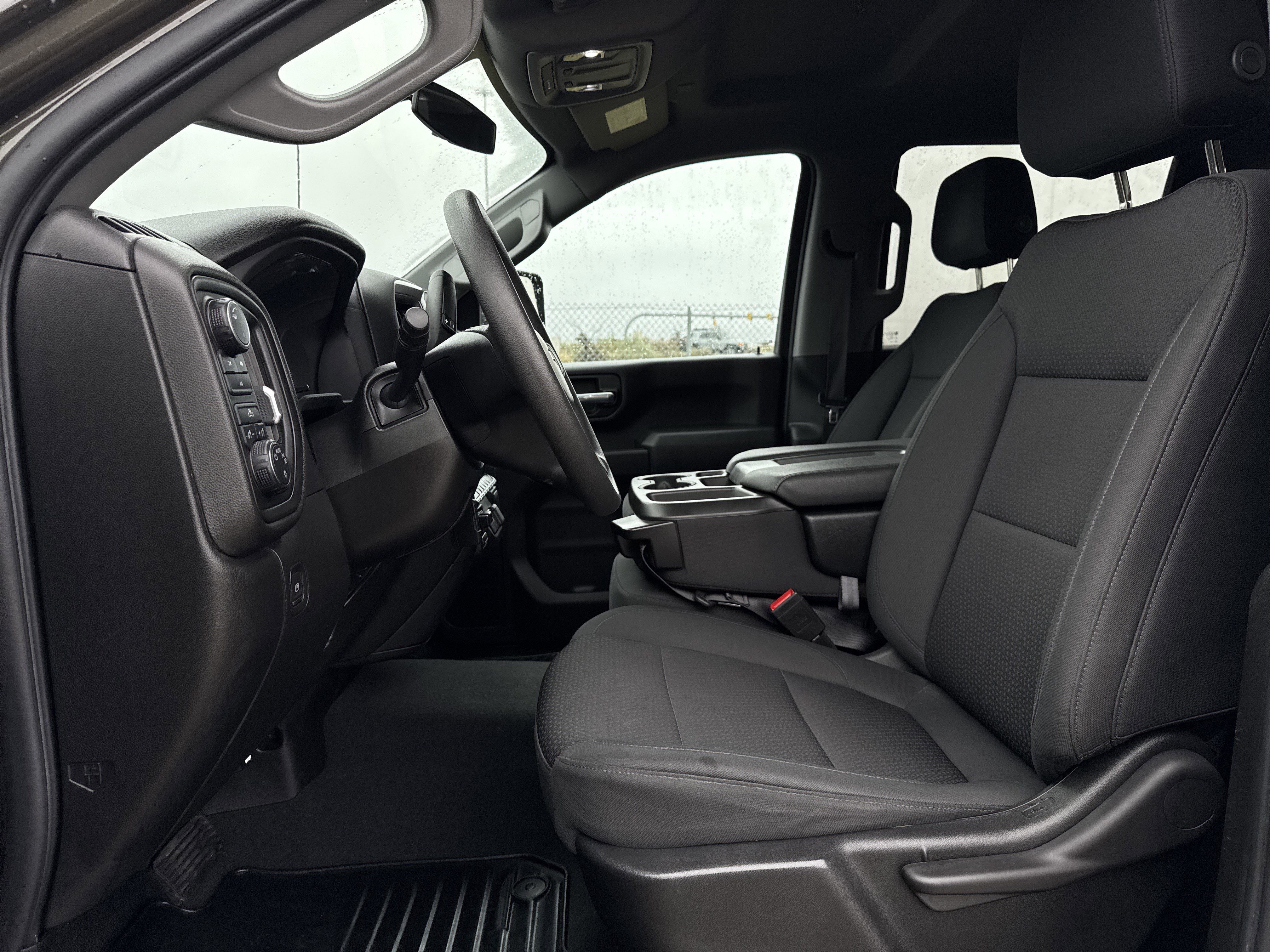 Used 2022 Chevrolet Silverado 2500 Custom w/ Gooseneck/5TH Wheel Package image 18