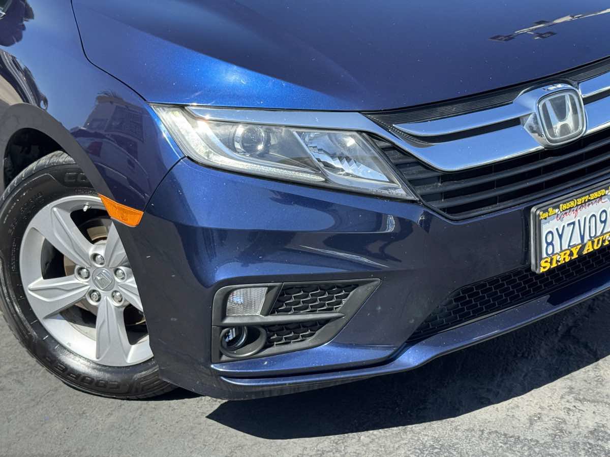 Used 2019 Honda Odyssey EX image 3