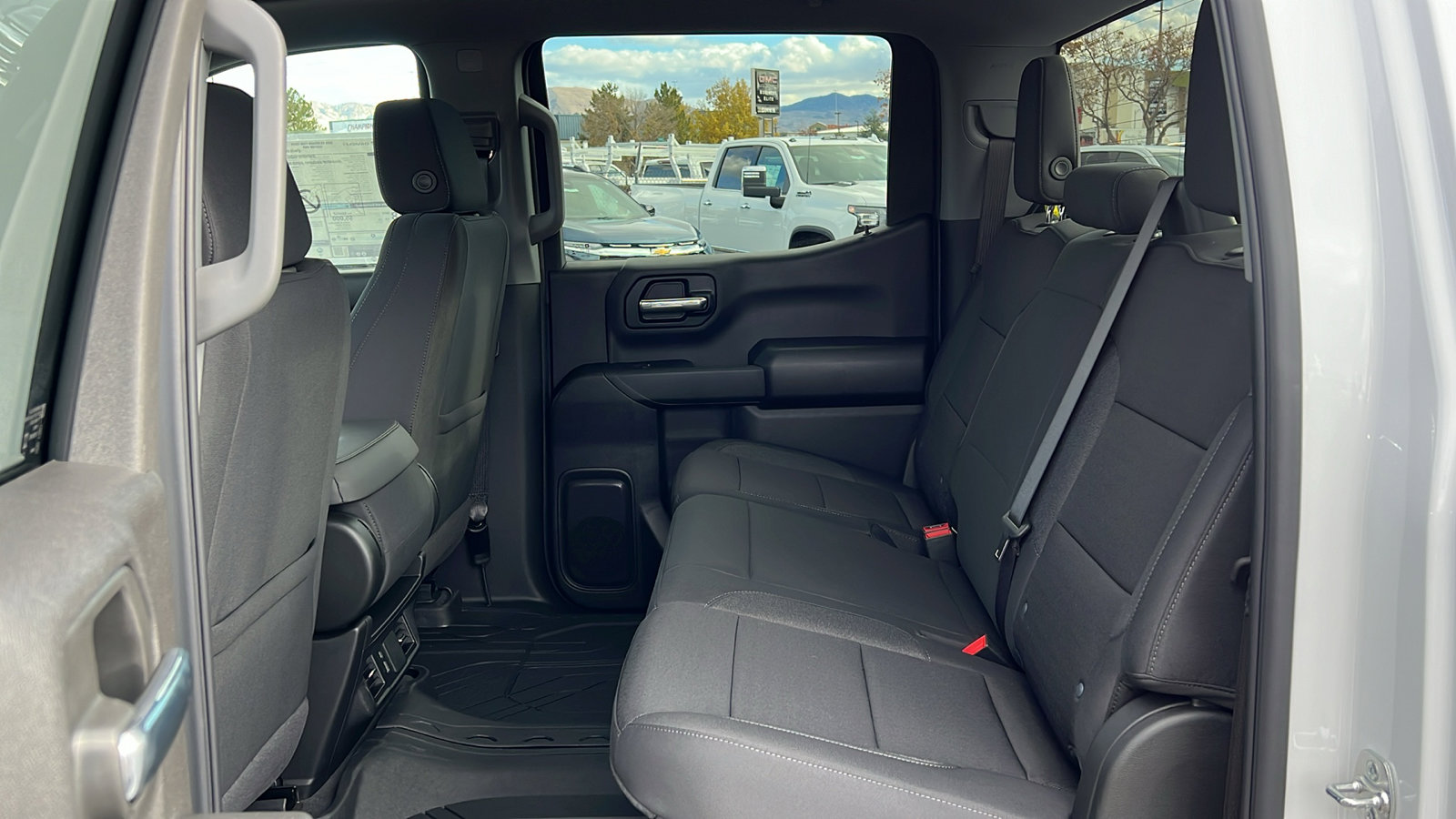 New 2025 Chevrolet Silverado 1500 Custom image 14