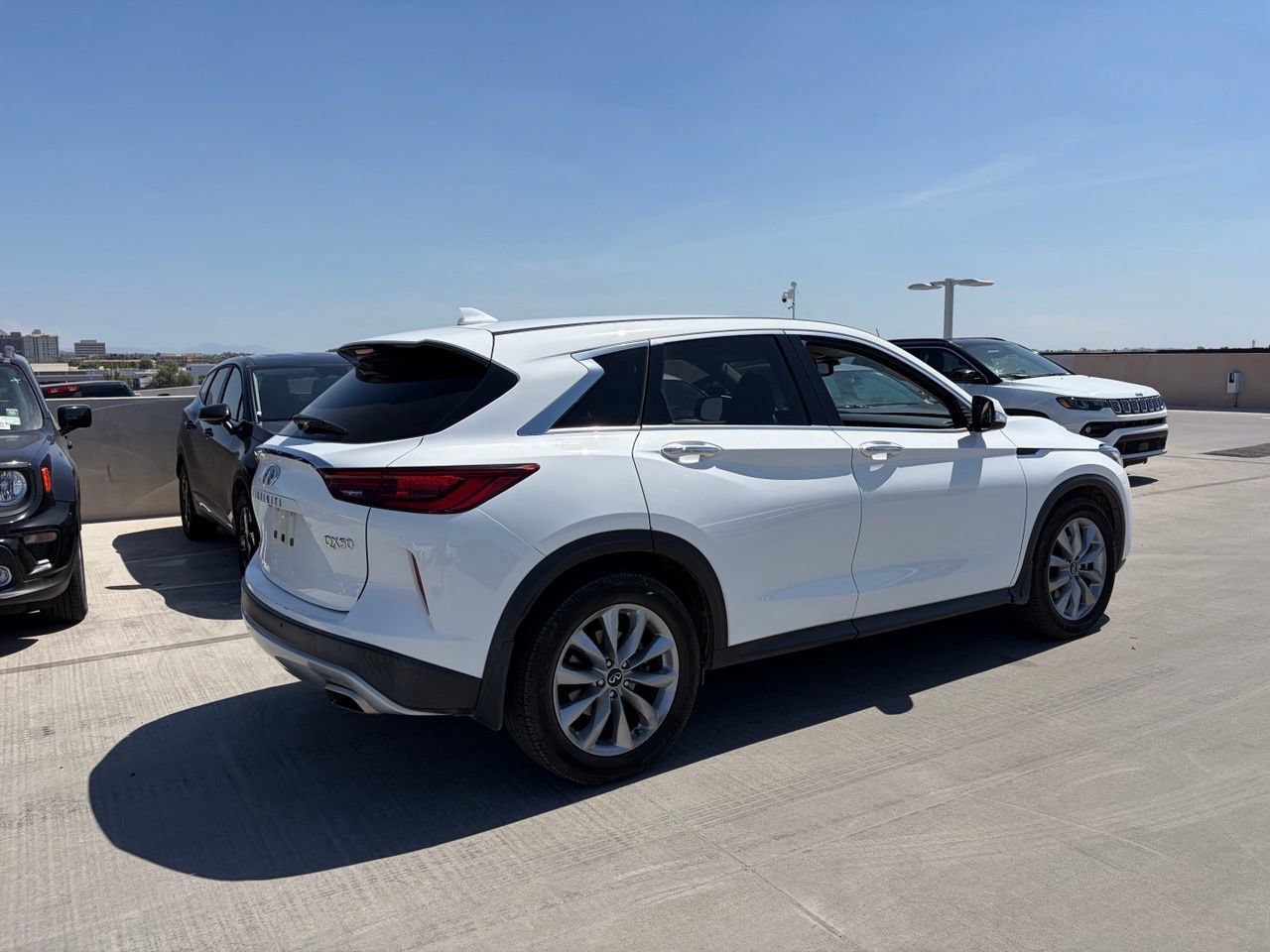 Used 2022 INFINITI QX50 Pure AWD/4WD image 2