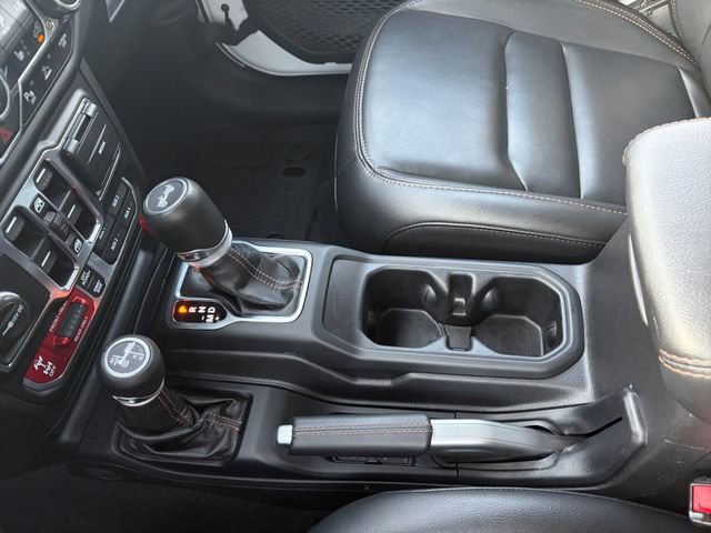 Used 2022 Jeep Wrangler Unlimited Rubicon w/ Xtreme Recon 35" Tire Package image 25