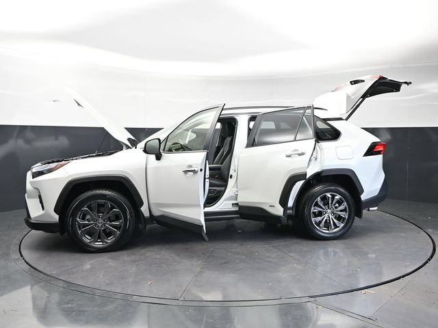 Used 2023 Toyota RAV4 Limited AWD/4WD image 30