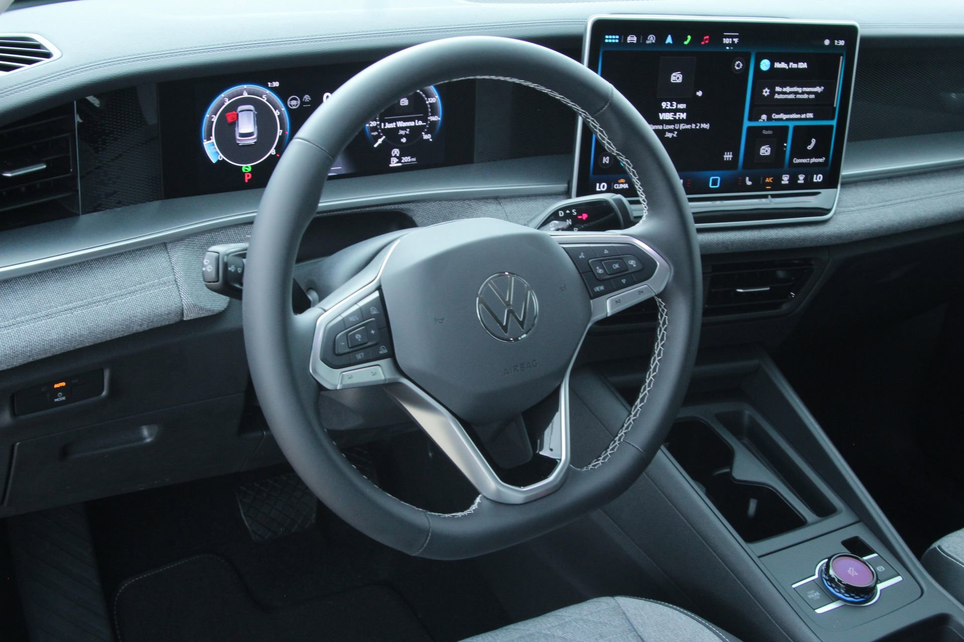 Certified 2025 Volkswagen Tiguan S image 9