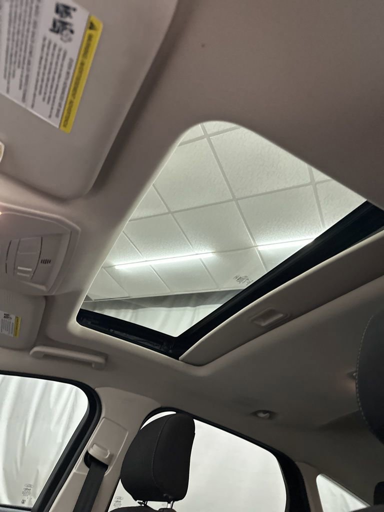 Used 2018 Ford Focus SEL FWD image 18